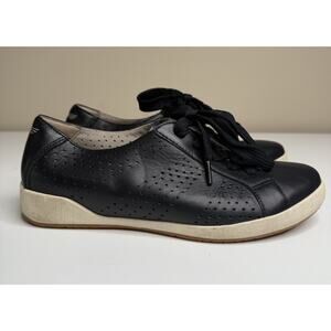 Dansko Orli Sneaker Womens EU 39 US 8.5-9 Black Nappa Leather Low Lace Up Shoe